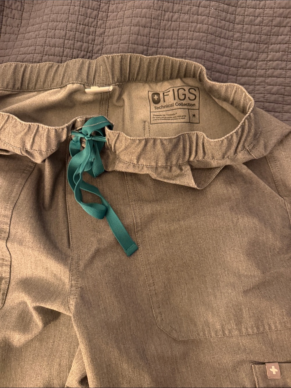SET of Figs Men's or Women’s  Pants  & Top Set in Grey with Teal Drawstring
